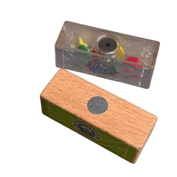 Thomas The Train Lot Of 2 Sodor Steam Works Cargo Magnetic Blocks - Picture 4 of 6